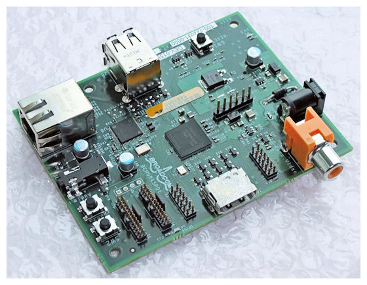 Raspberry Pi börjar produceras