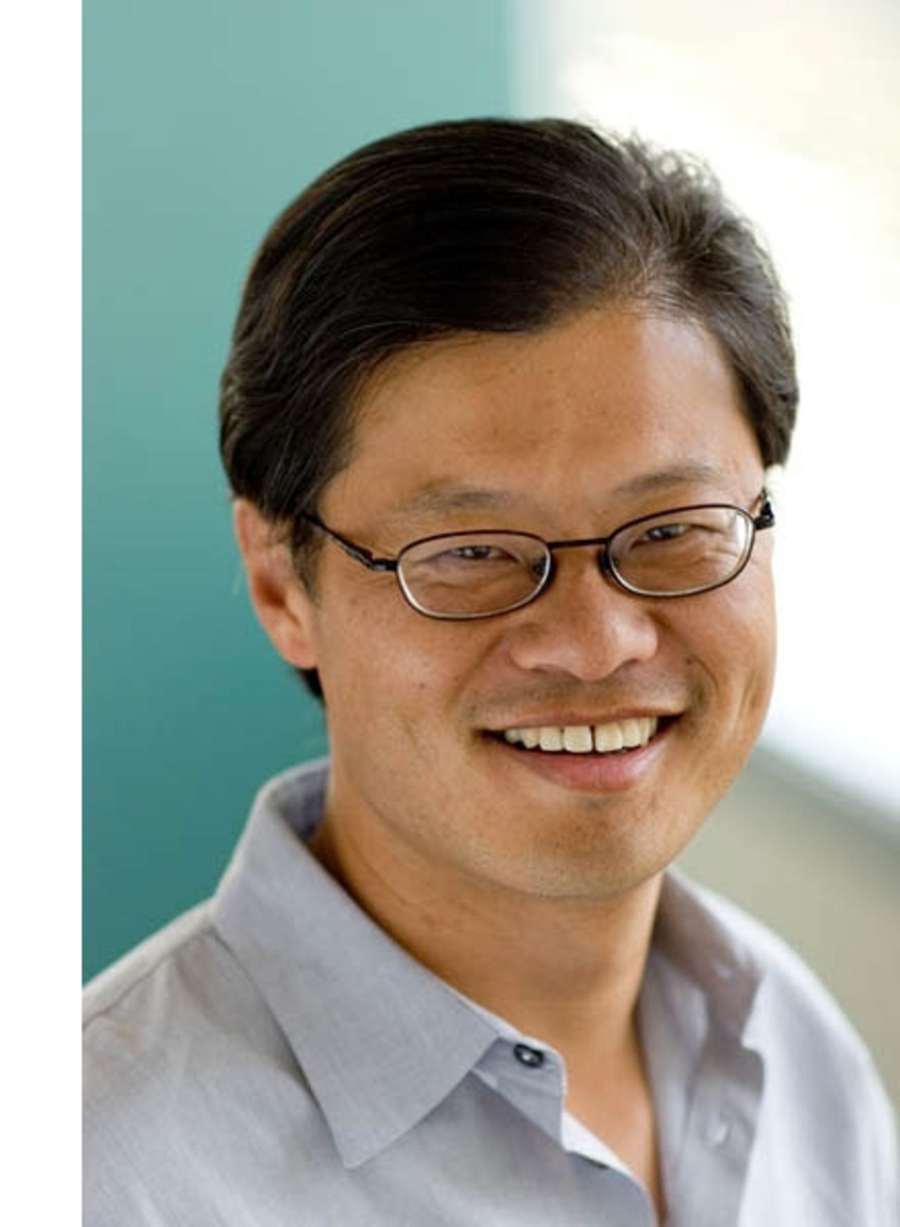 Yahoo-grundaren Jerry Yang slutar