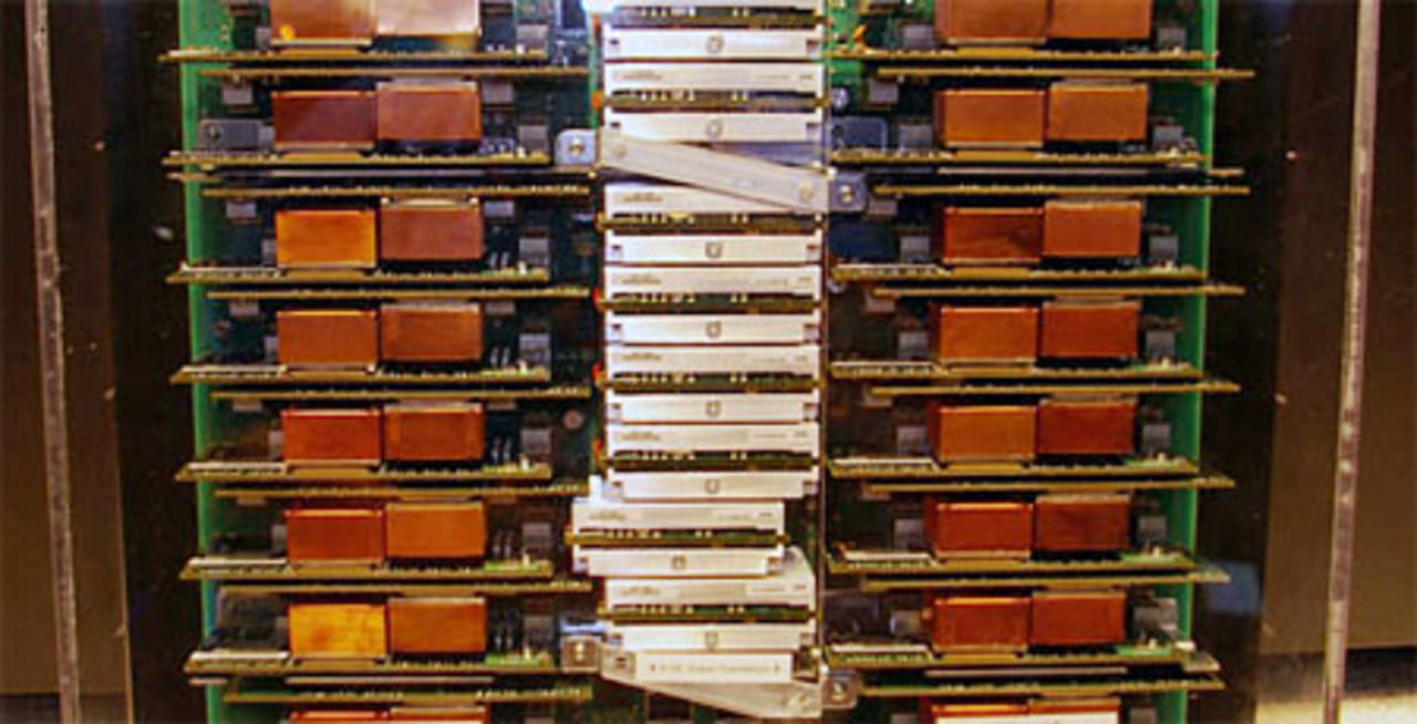 IBM passerar Petaflop-gränsen