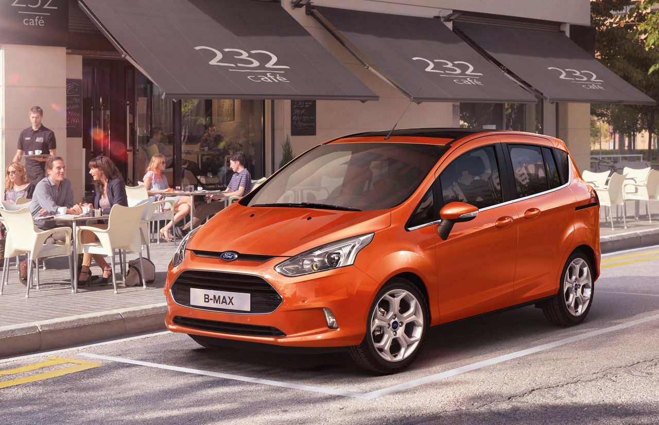 Ford visar upp den kompakta familjefraktaren B-Max