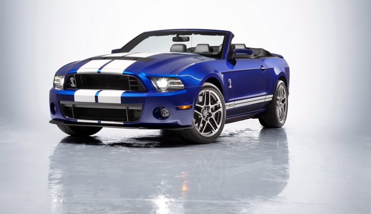 Shelby firar 20 år med cabbad GT500