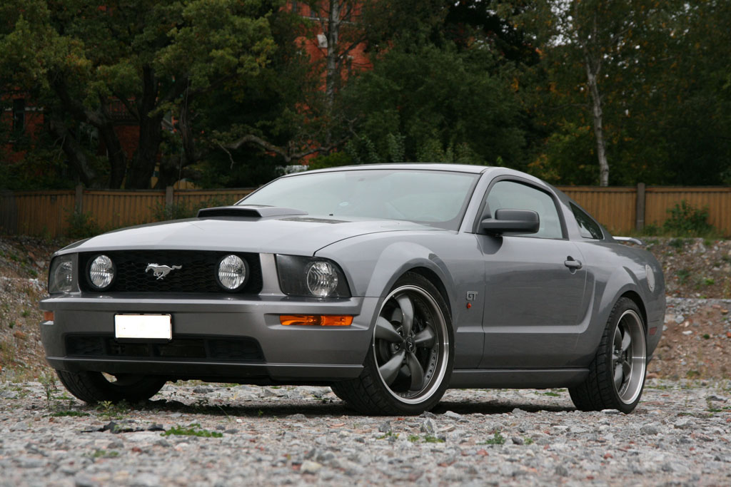 Drom ford mustang