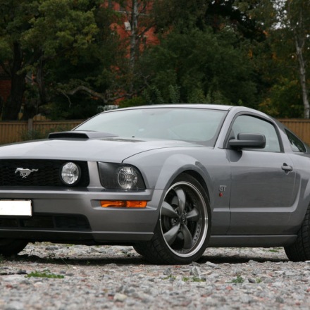 Drom ford mustang