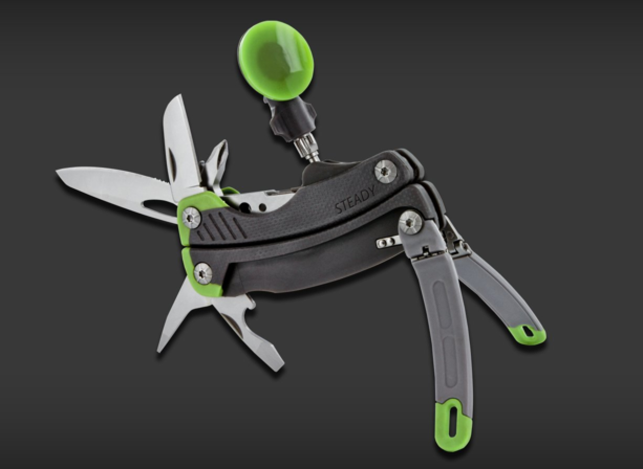 Schweizisk armékniv med inbyggt kamerastativ