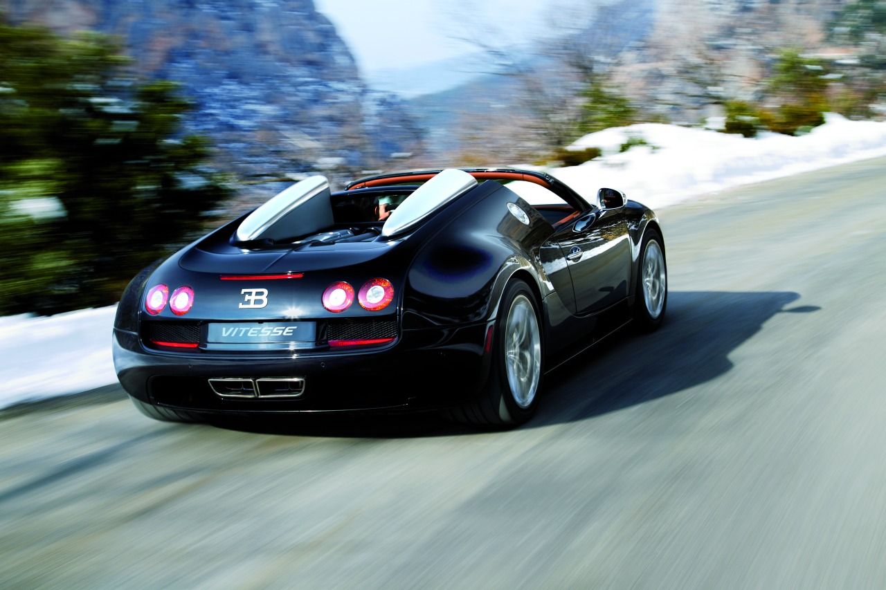 Öppen version av Bugatti Veyron Super Sport officiell
