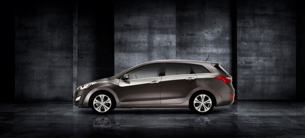 Hyundai visar kombiversion av i30 i Genève