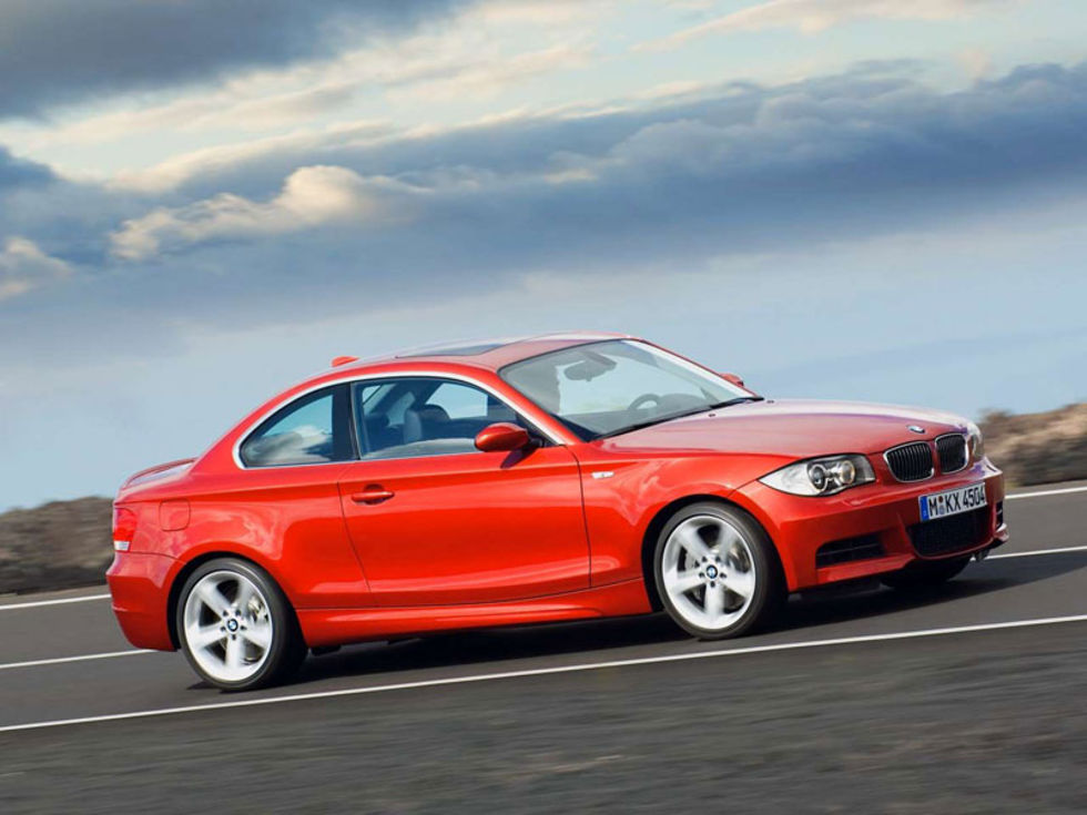 Allt Och Lite Till Om Nya Bmw 1 Serie Coupe Bilder Video Och Fakta Feber Bil Allt Och Lite Till Om Nya Bmw 1 Serie Coupe Bilder Video Och Fakta Feber Bil