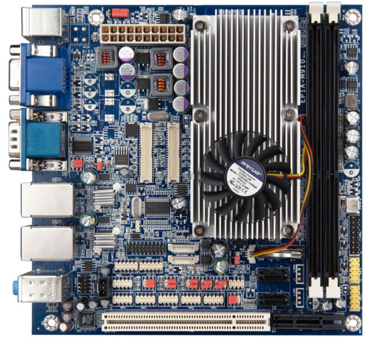 VIA släpper moderkort med QuadCore-processorn