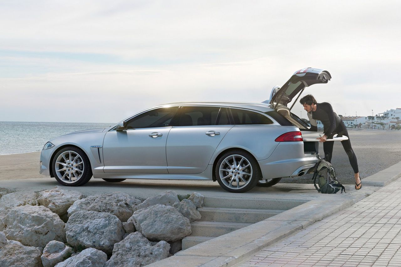 Jaguar XF Sportbrake officiell