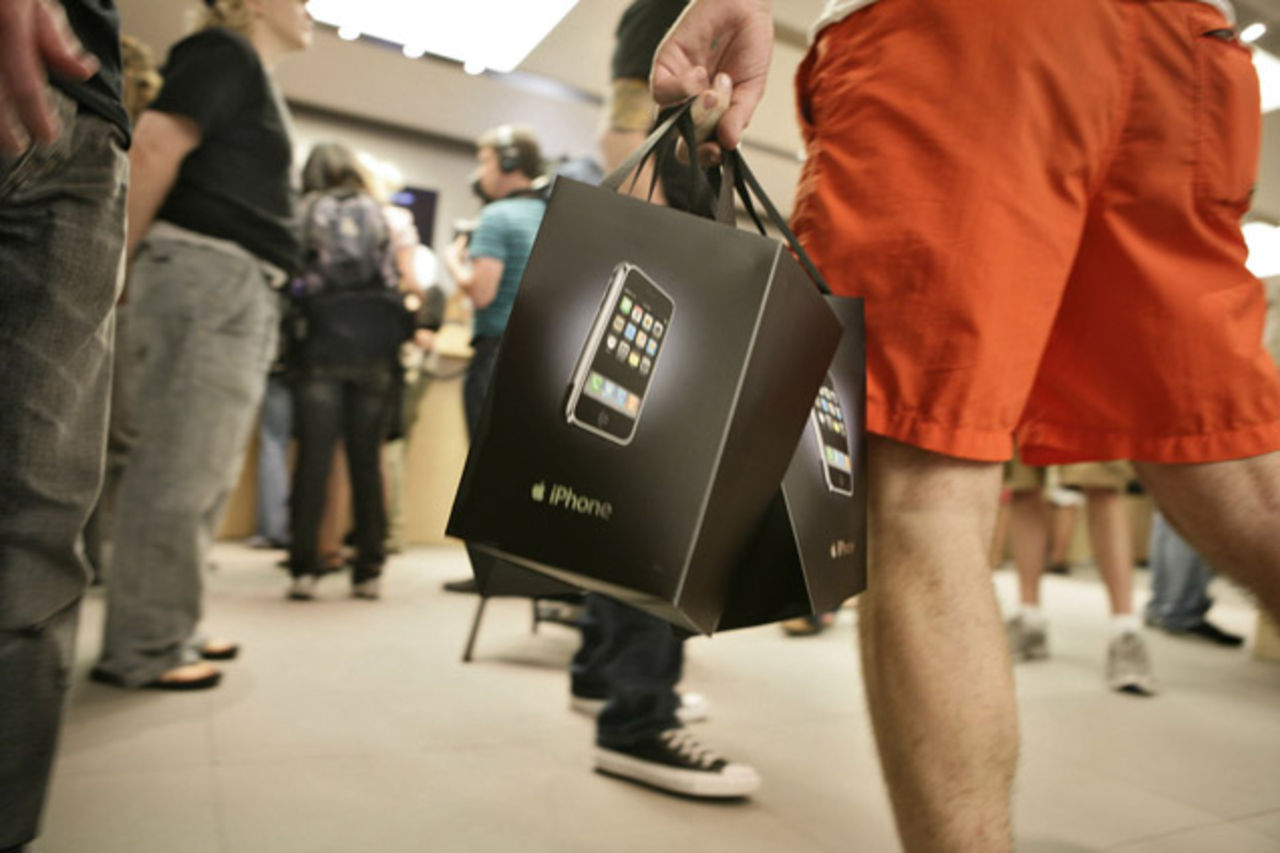 Analysföretag: iPhone är en succé