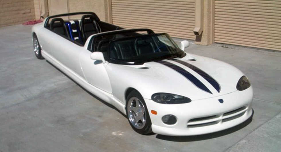 Dodge Viper med plats för tolv personer