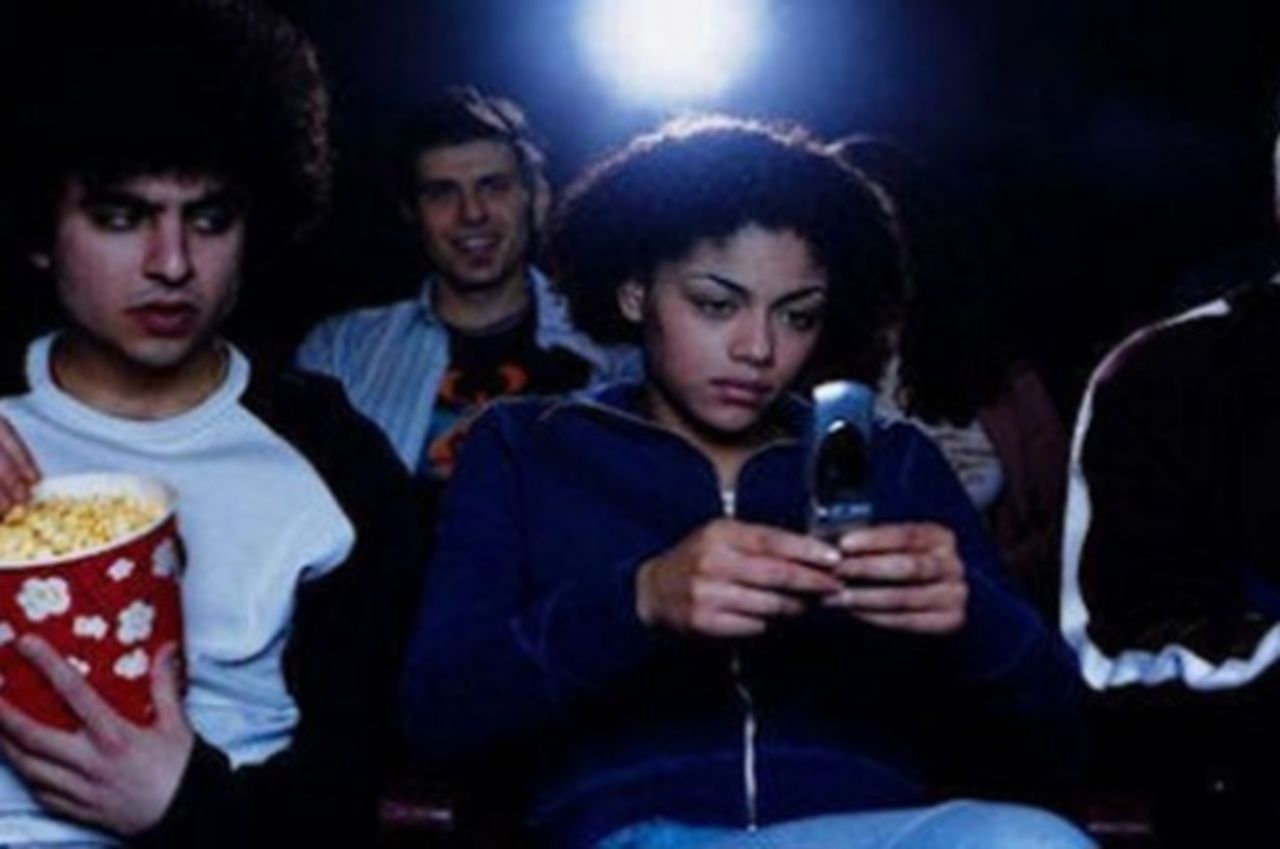 Ska man få twittra på biografen?