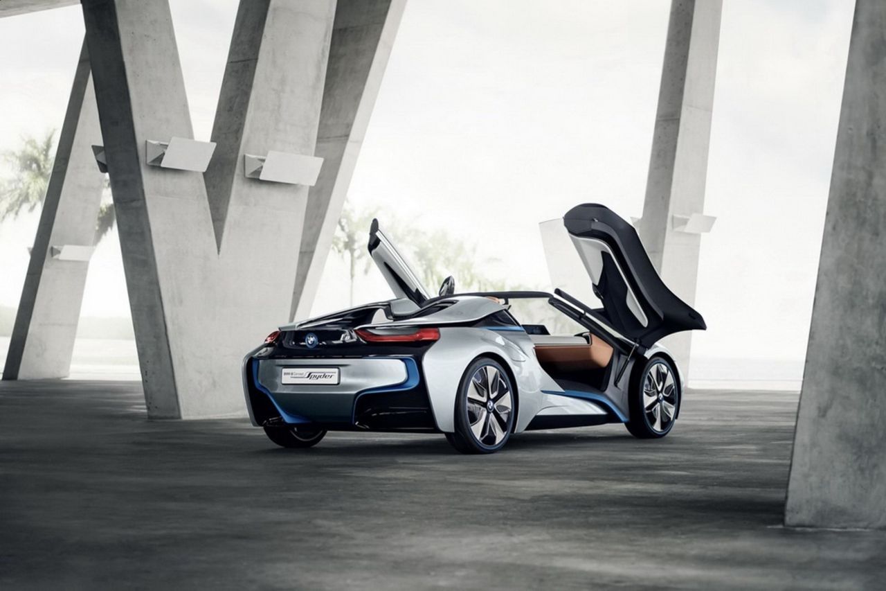 Cabbad version av BMW i8