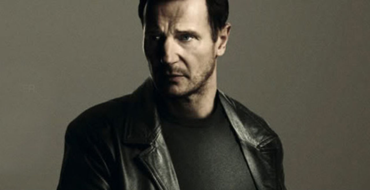 Liam Neeson flyger 