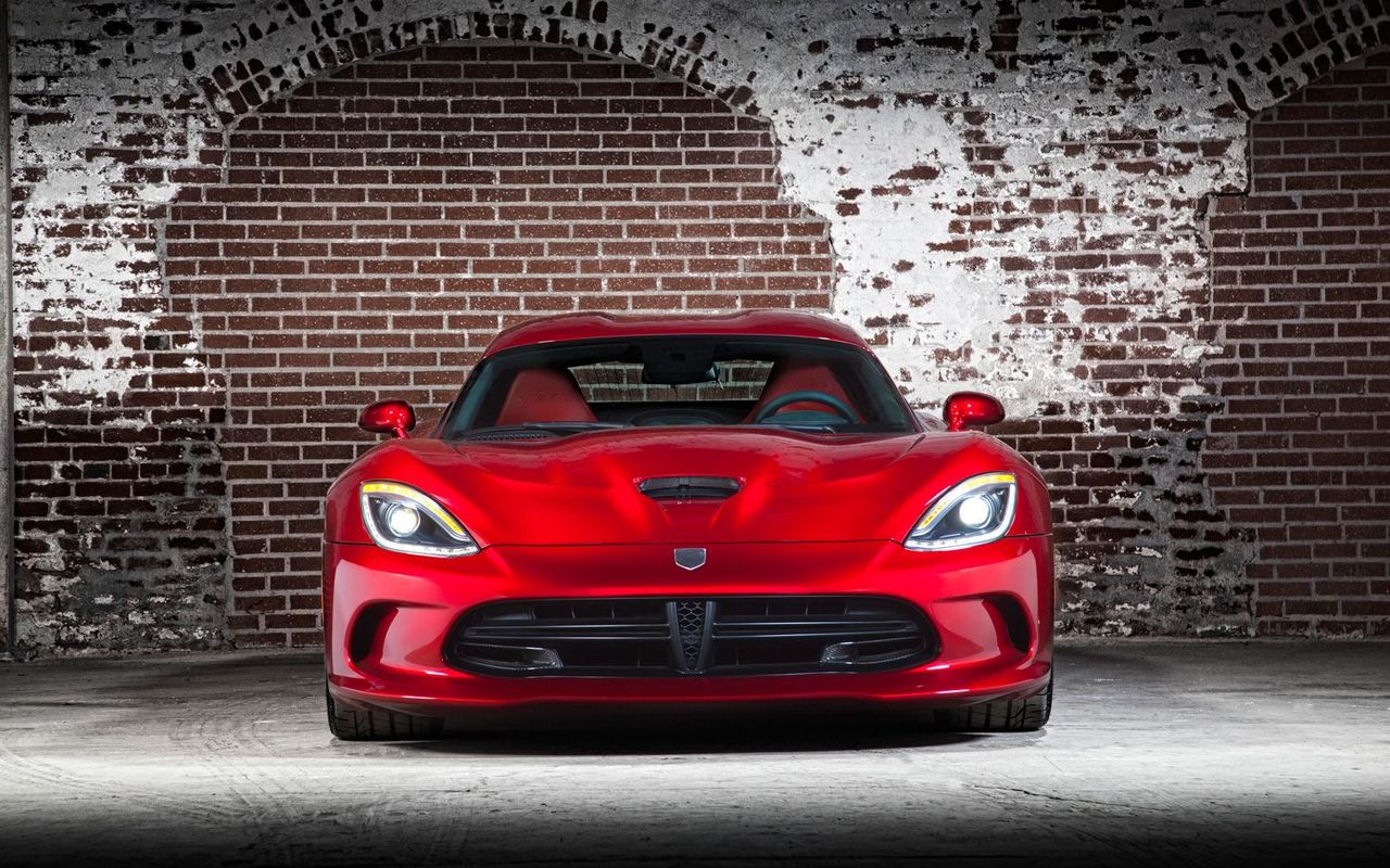 SRT Viper är här!