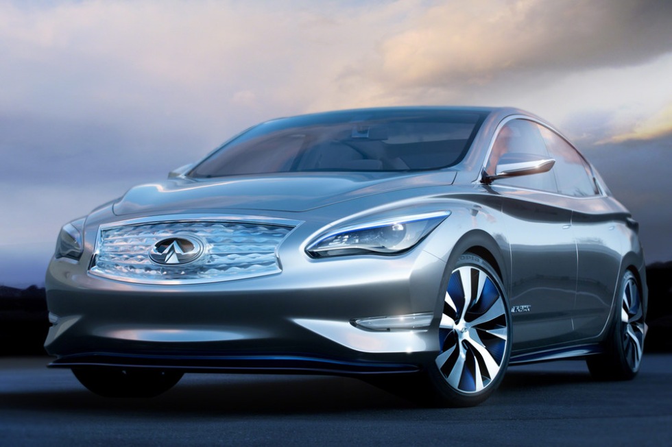 Infiniti LE - Nissan Leafs lyxiga syskon