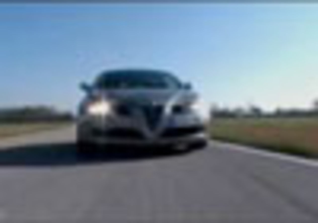 VIDEO: Alfa försöker sälja in FWD