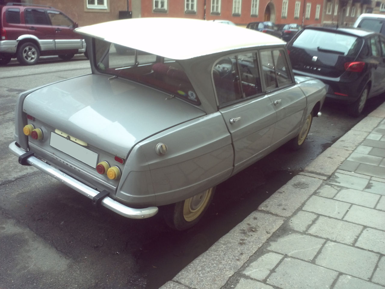 En Citroën Ami i vackert skick