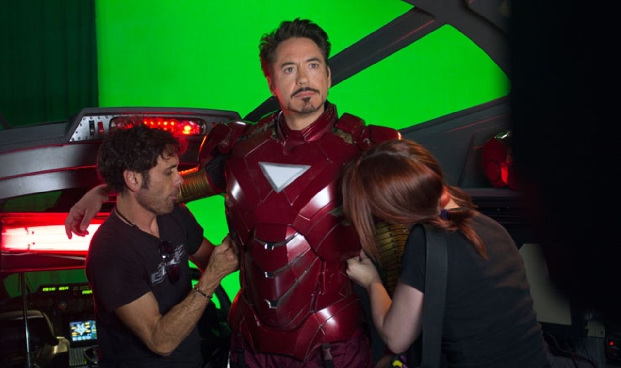 Downey Jr åter vitsig i järnrustning