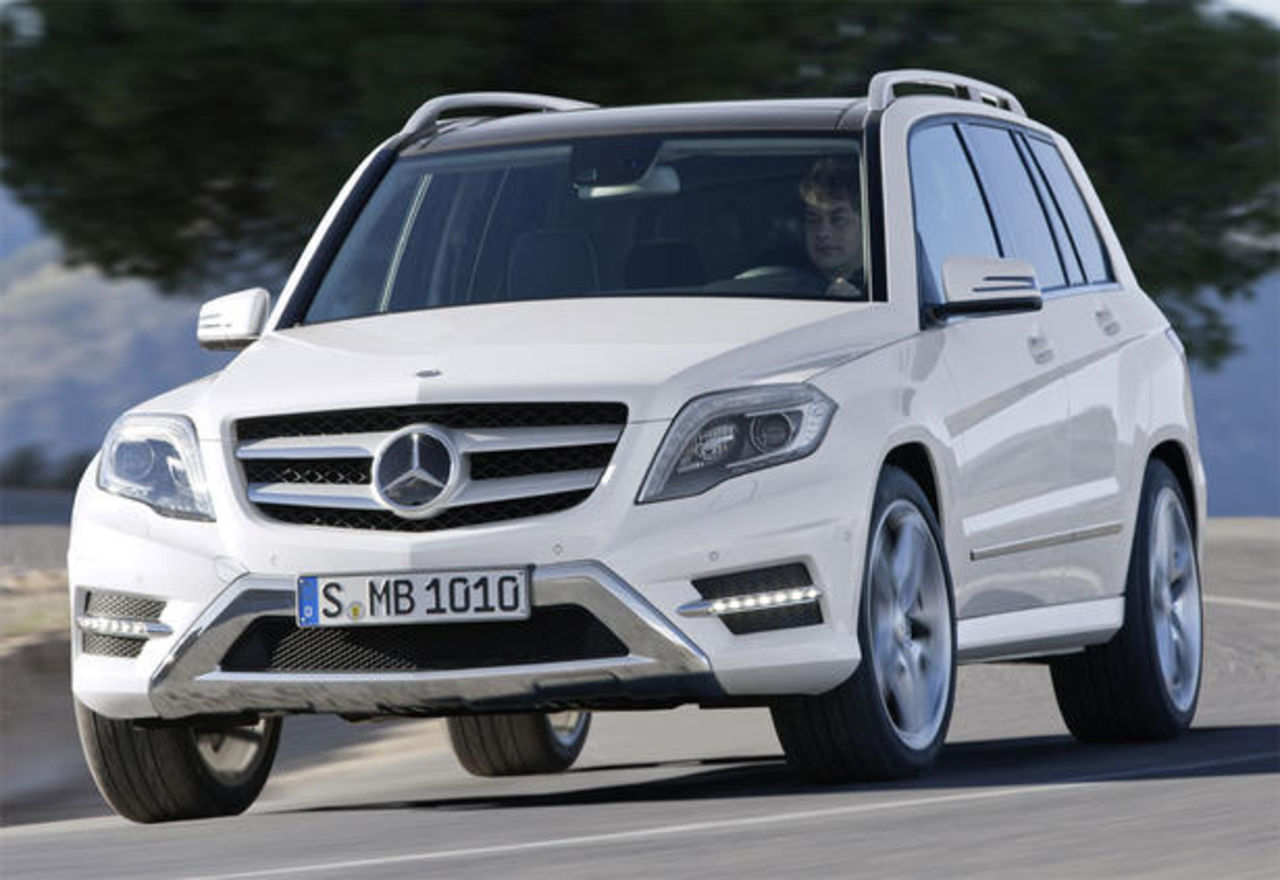 Mercedes kommande GLA ska konkurrera med BMW X1