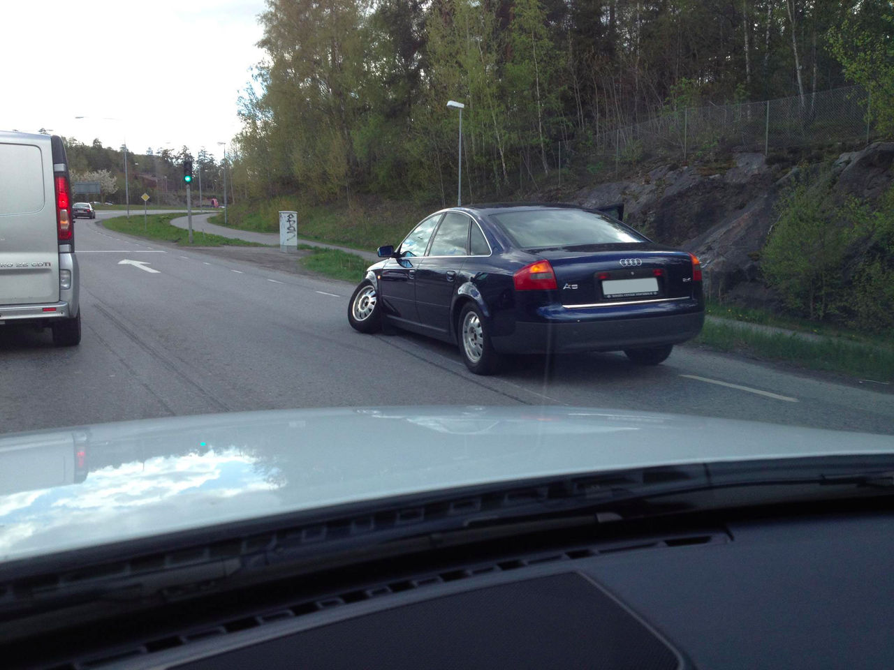 Glöm inte att efterdra hjulbultarna