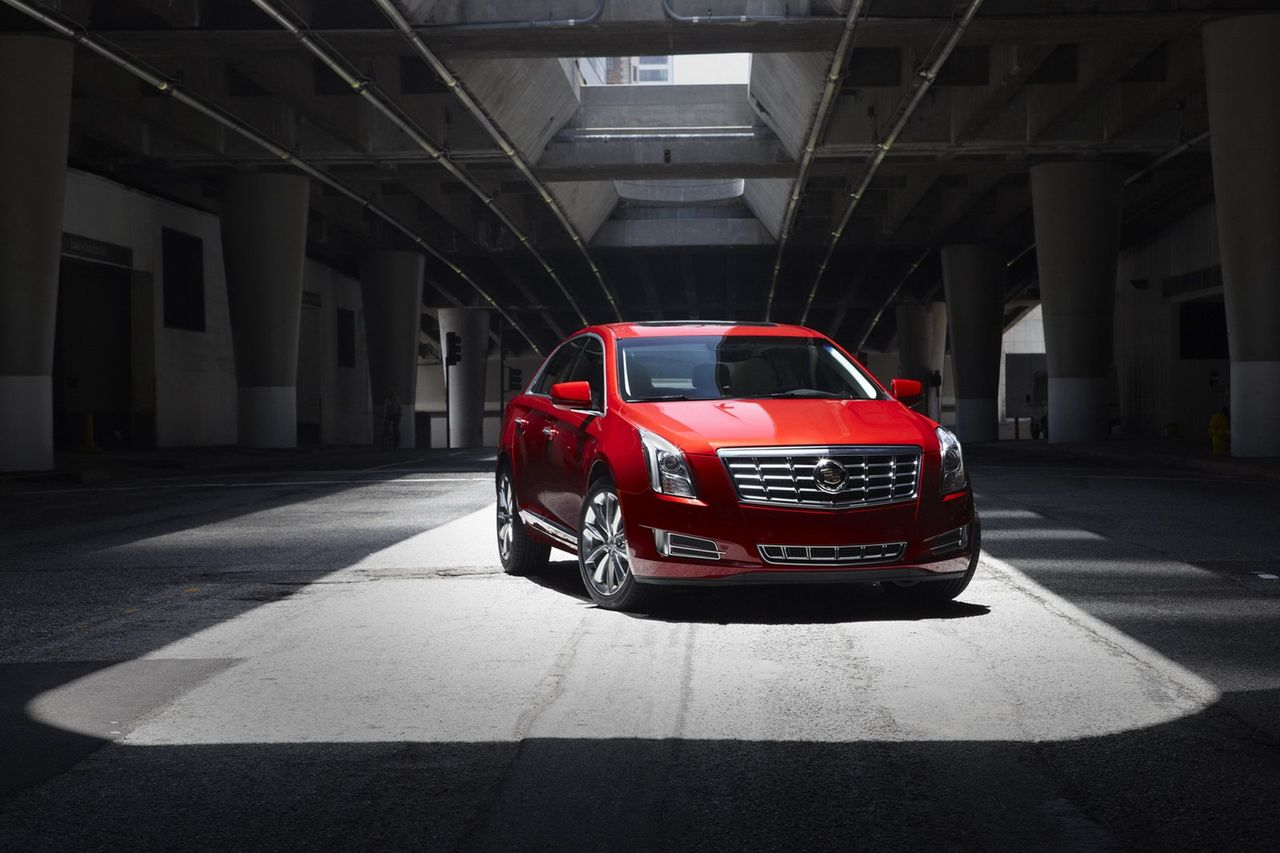 Nya bilder på Cadillacs flaggskepp XTS