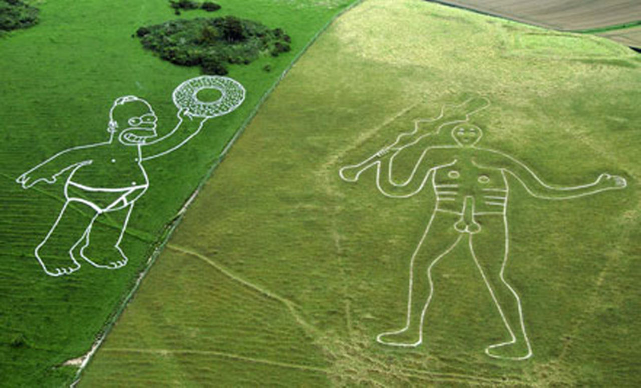 Homer dansar med Cerne Abbas