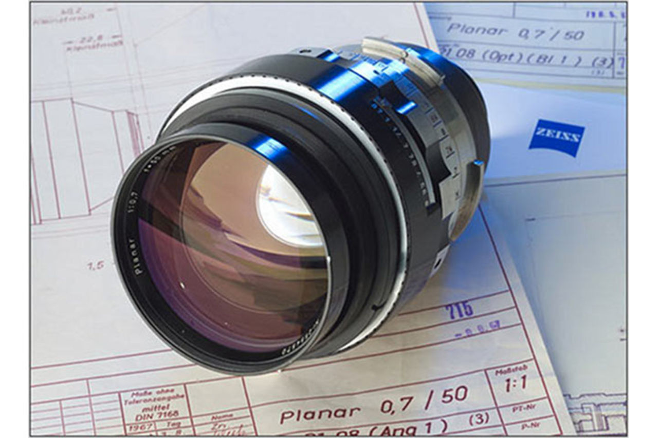 Nikon 1 kanske får objektiv med bländare f/0.7