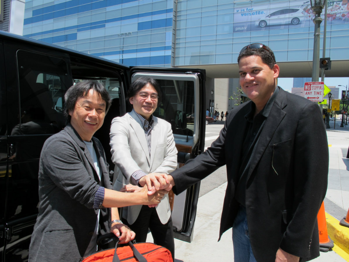 Resultado de imagen de iwata y reggie