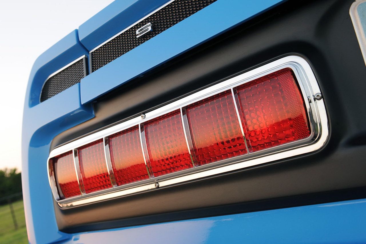 Ford Mustang förvandlad till Shelby GT500 - från 1969