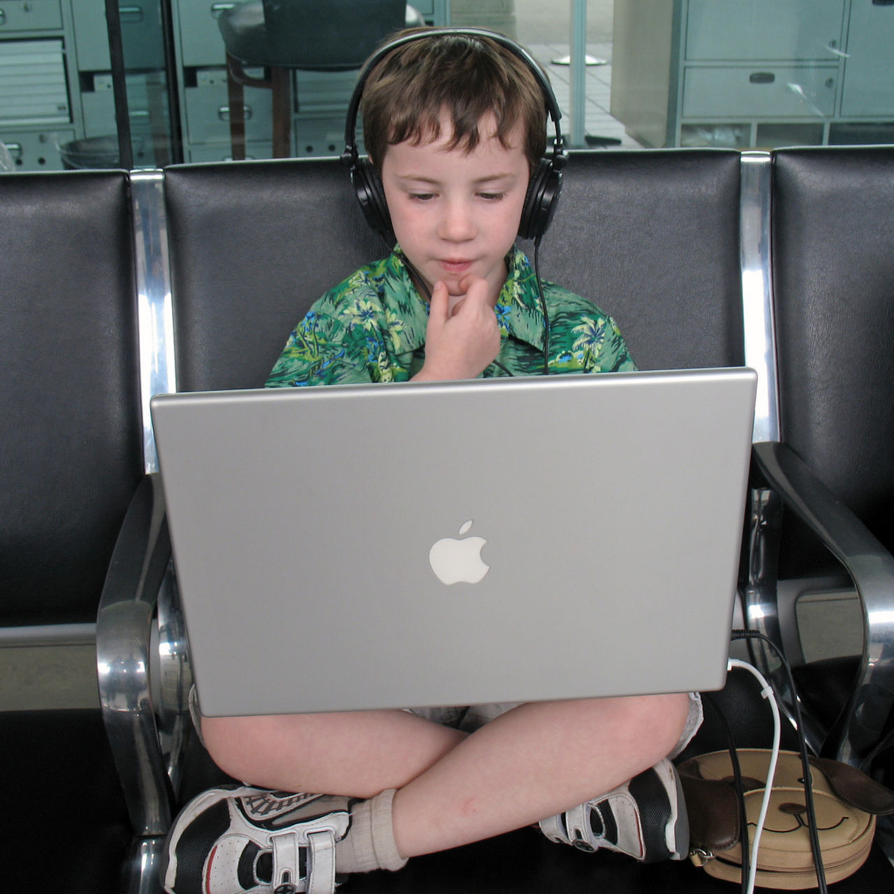 Facebook testar barn-konton