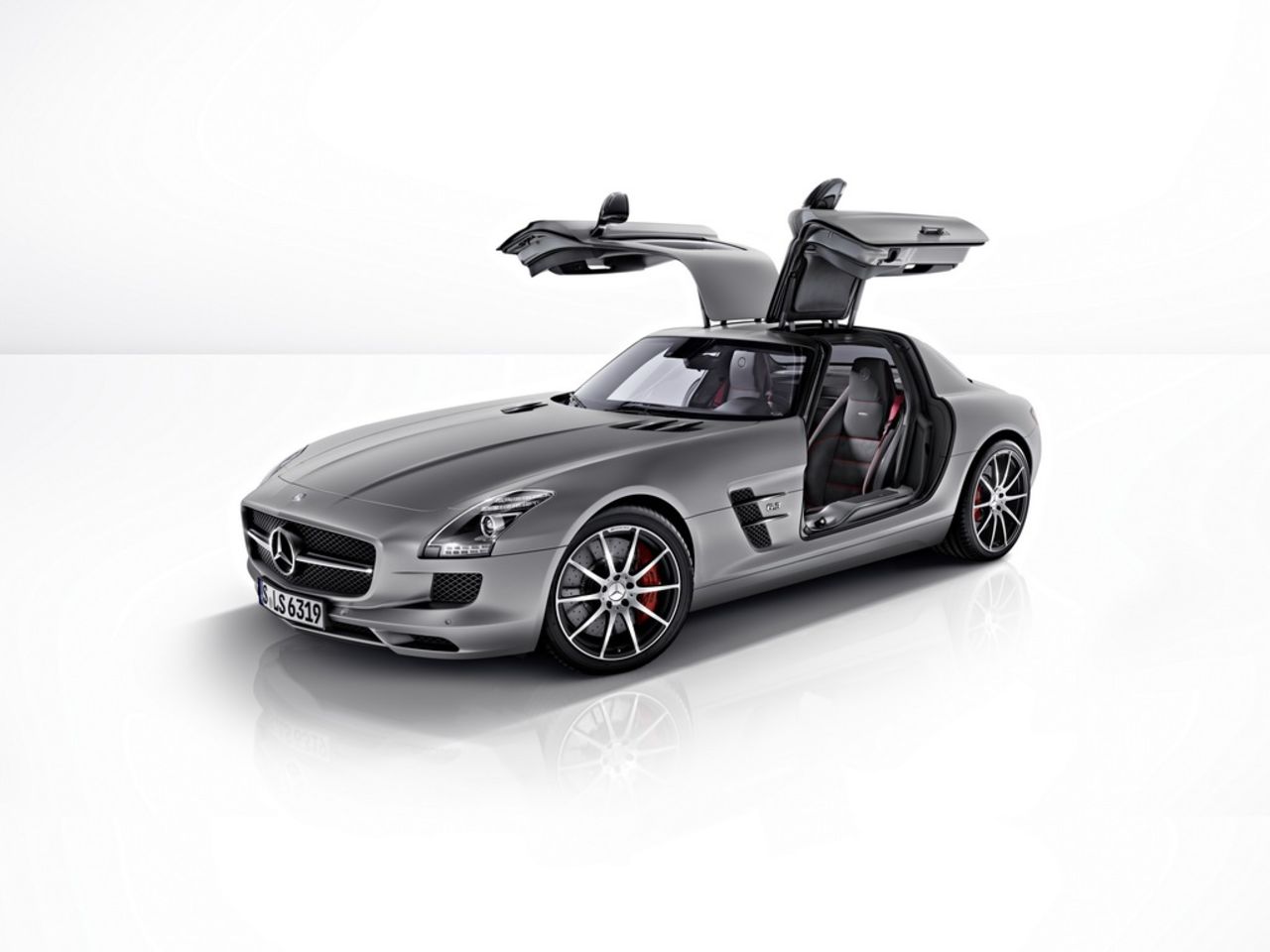 20 hästar extra i Mercedes SLS AMG GT