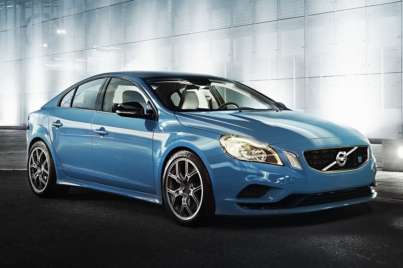 Polestar presenterar 508 hästar stark Volvo S60. Nu snackar Polestar presenterar 508 hästar stark Volvo S60. Nu snackar