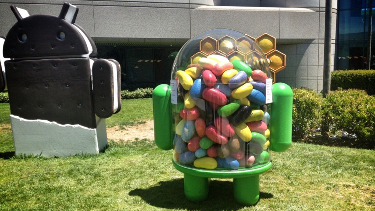 Nu är Jelly Bean-statyn på plats i Mountain View