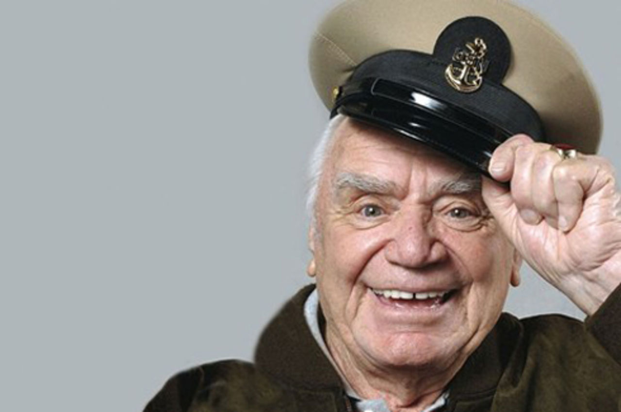 Ernest Borgnine är död