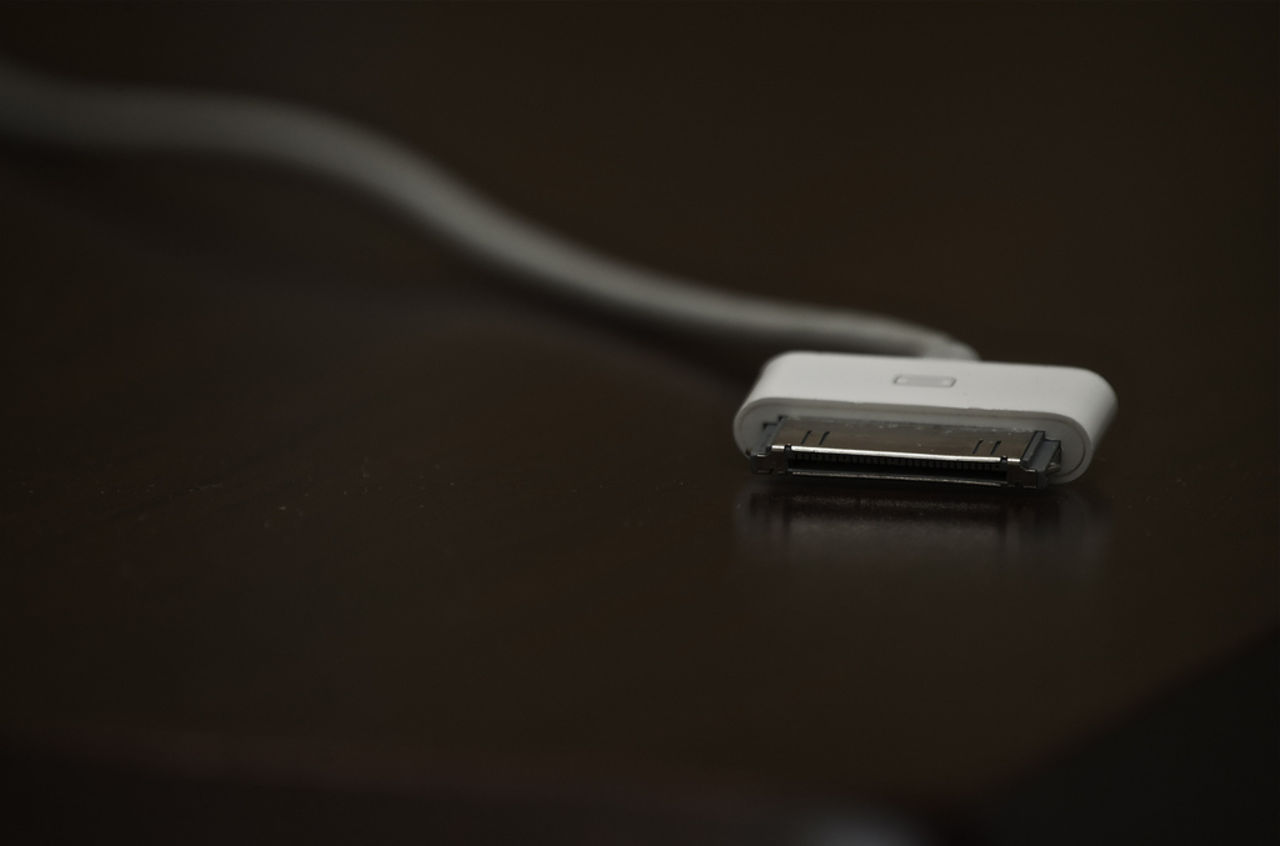 Nästa iPhone får mindre dock-kontakt