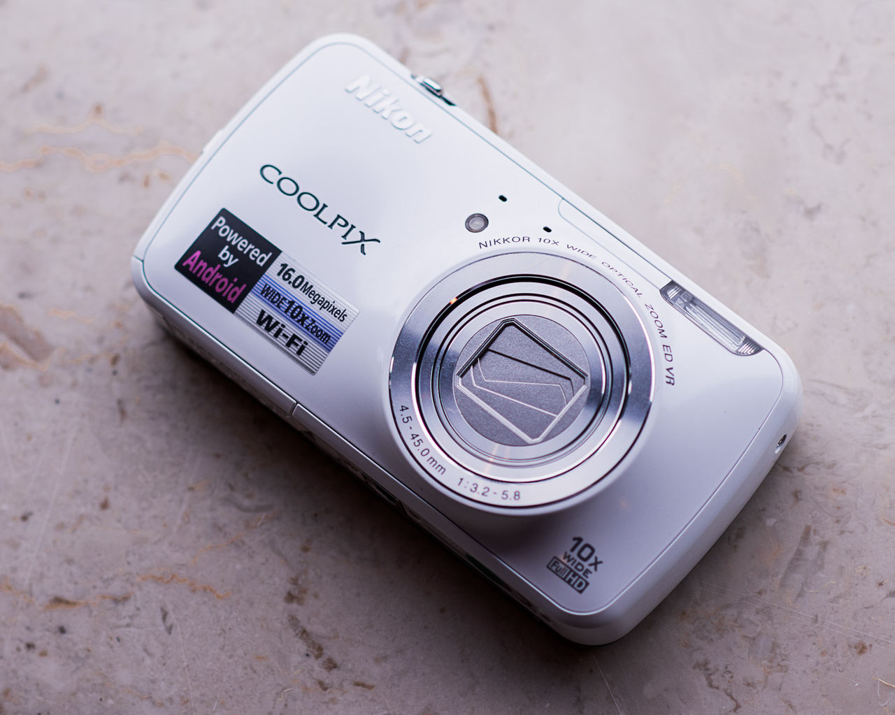 Nikon släpper Android-kamera