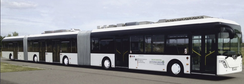 Världens längsta buss presenterad
