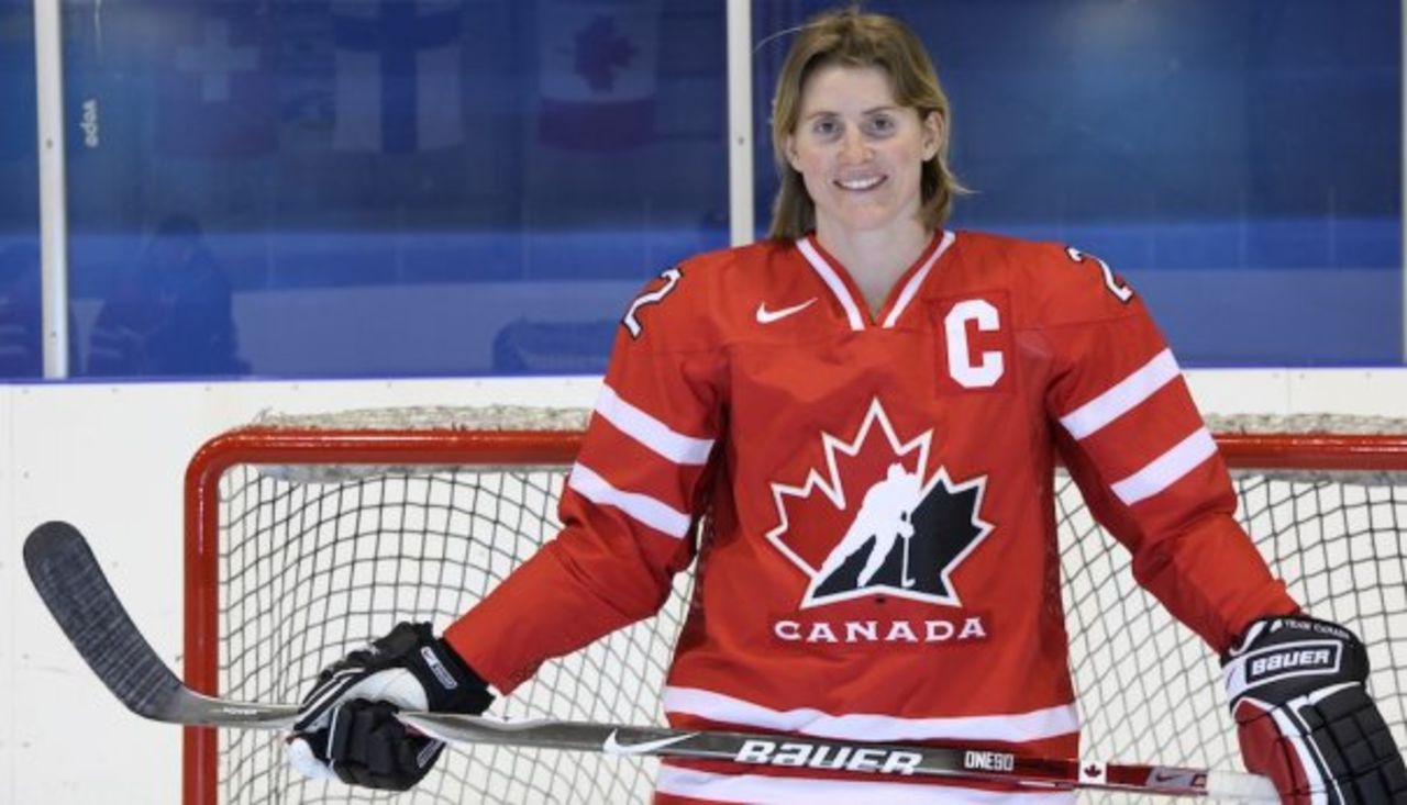 Damhockey-legender i NHL 13