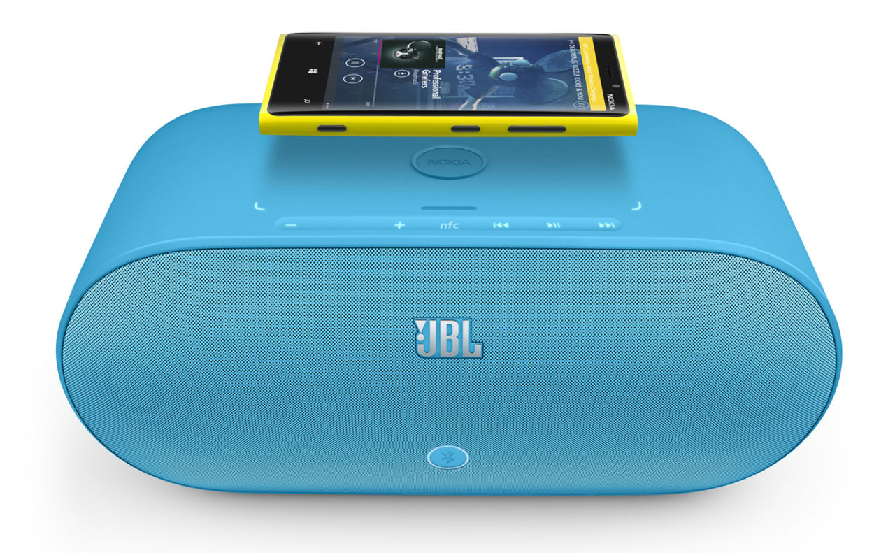 Docka med trådlös laddning till Lumia 920 från JBL