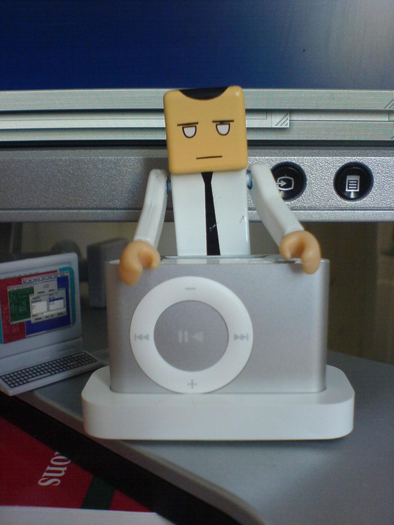 Nya iPod shuffles börjar levereras
