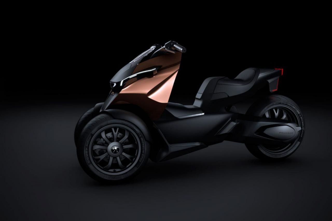 Peugeot visar scooter i samma stil som superbilen Onyx