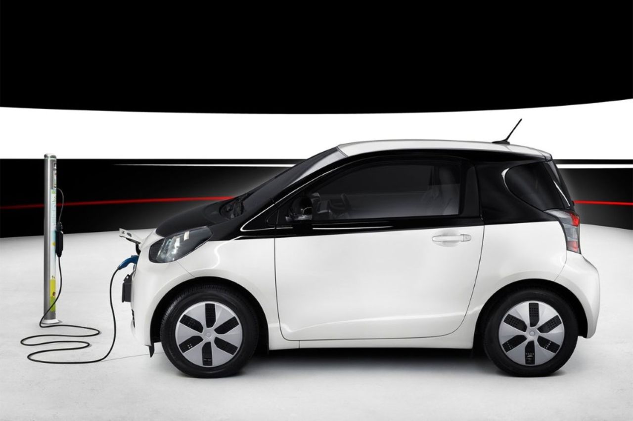Toyota iQ kommer som elbil