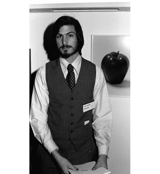 Steve Jobs flickvän från high school skriver bok. Mamman till Jobs första barn berättar om när