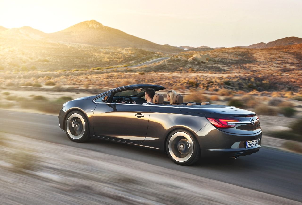 Opel visar upp nya cabben Cascada