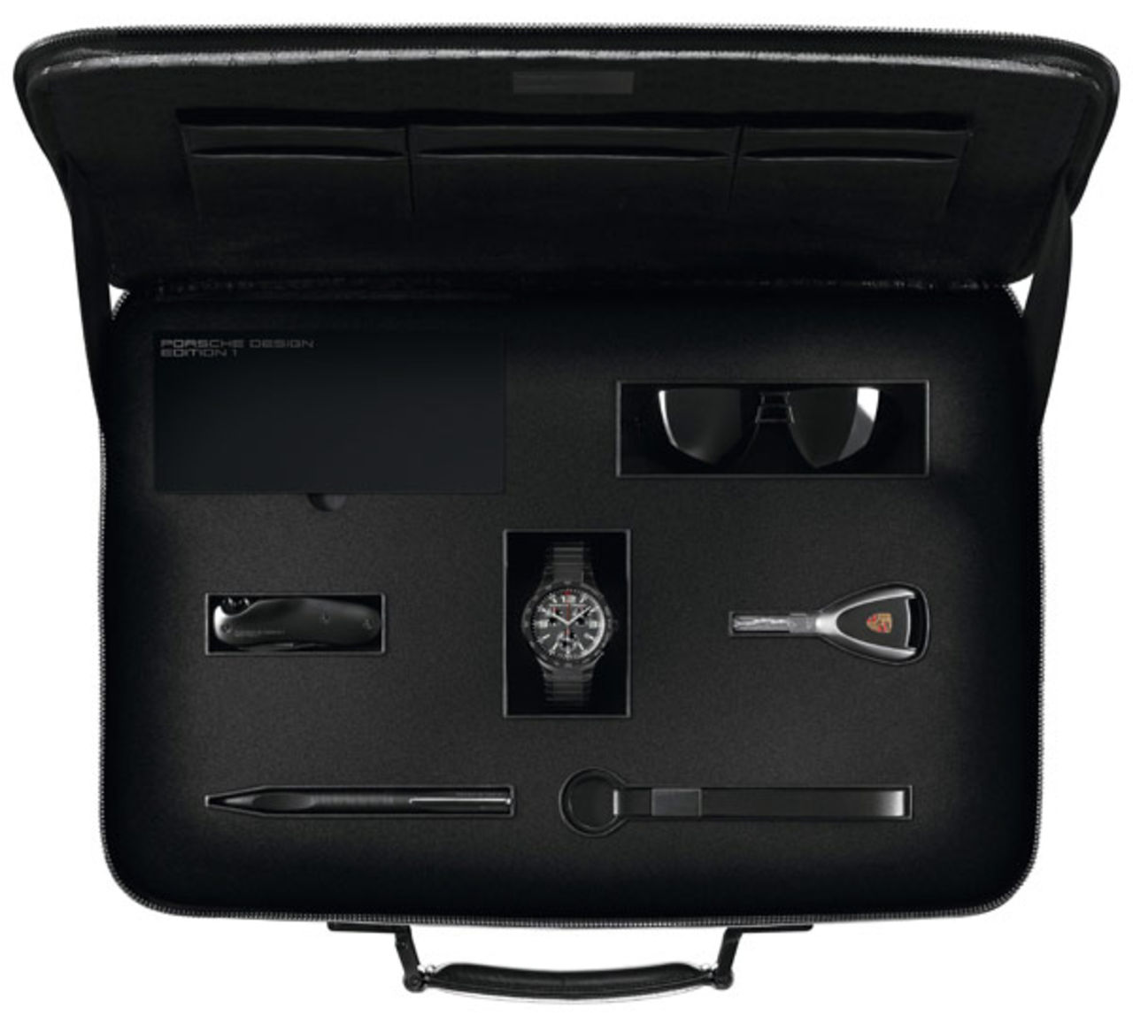 Innehållet i Porsche Design Edition 1-väskan