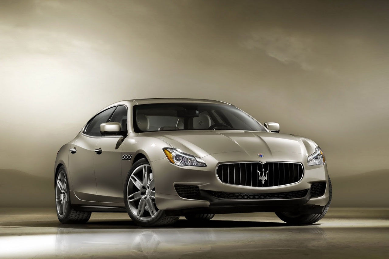 Maserati visar upp nya Quattroporte