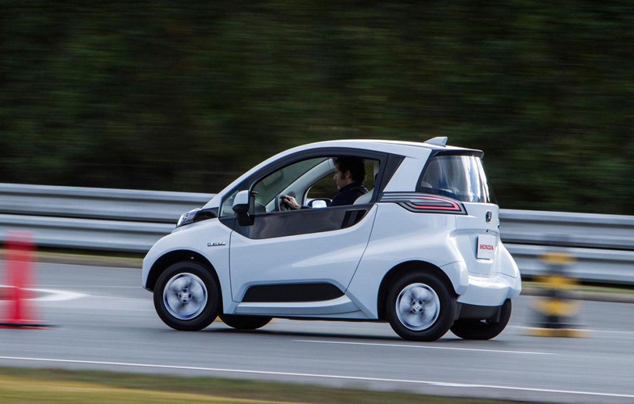 Steg två av Hondas Micro Commuter