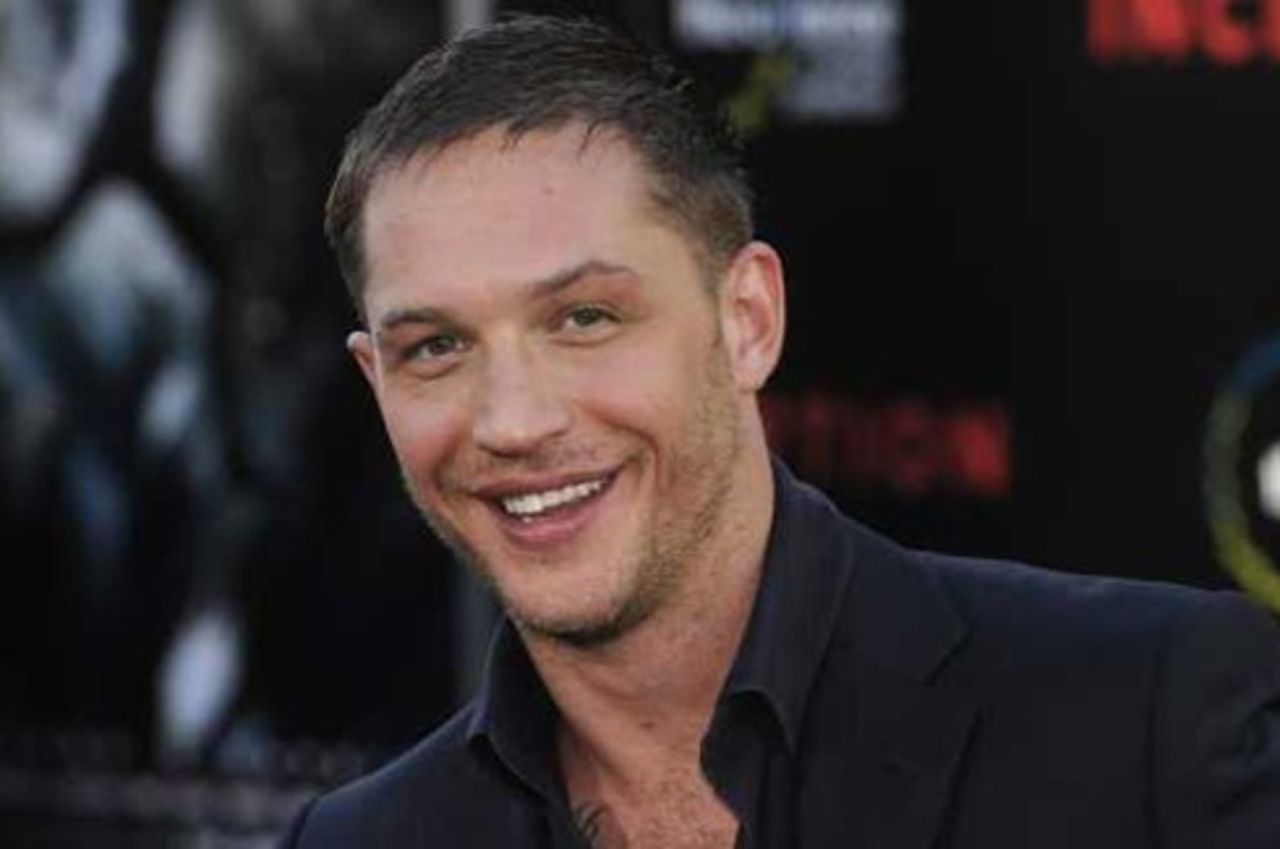 Tom Hardy tar kommandot i 