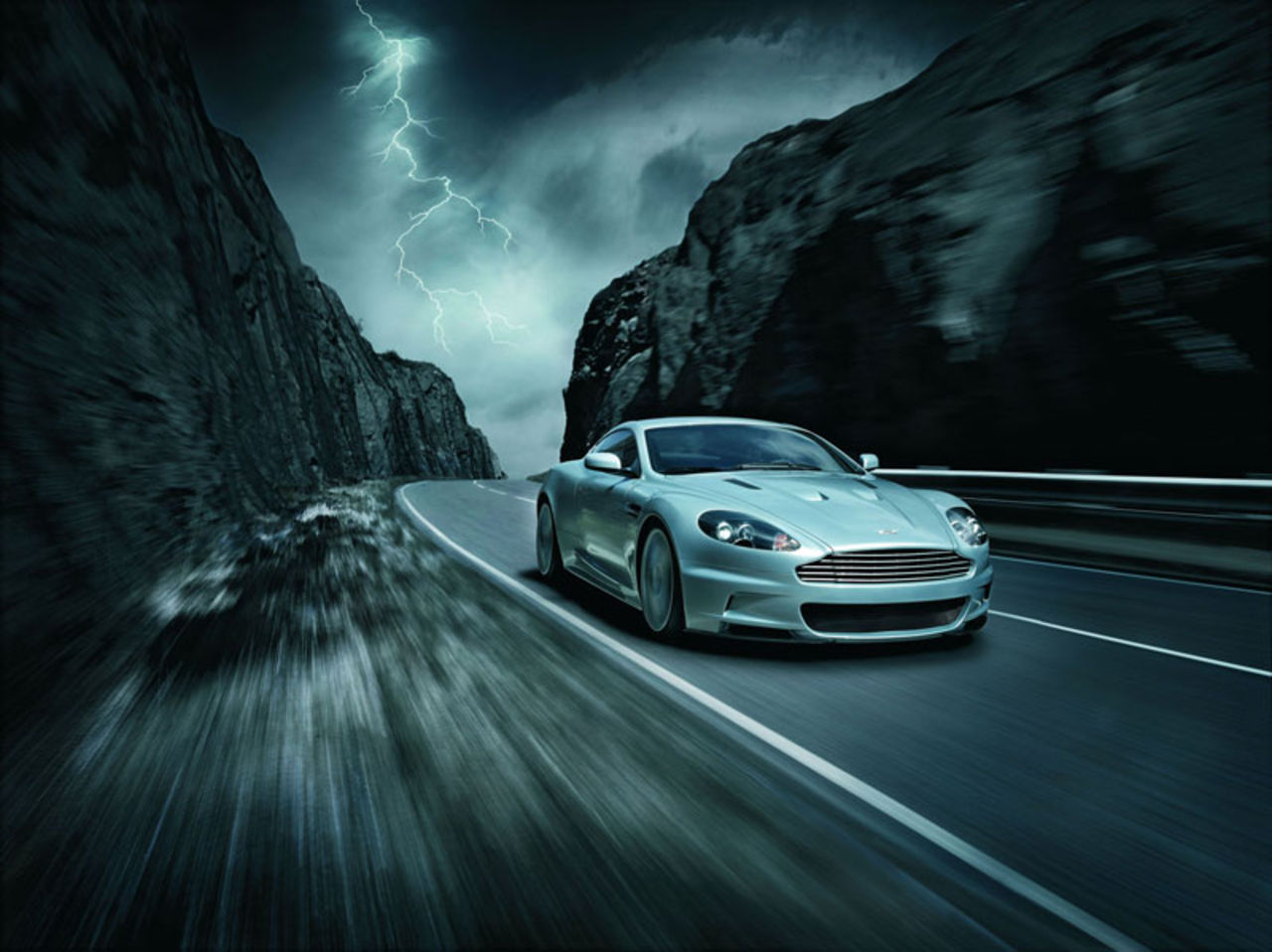 Säg hej till nya Aston Martin DBS